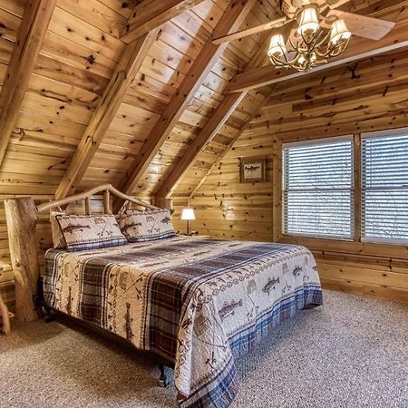 The Wildlife Lodge - Great Location! Close To Tanger Outlets! Cabin Sevierville Exterior foto