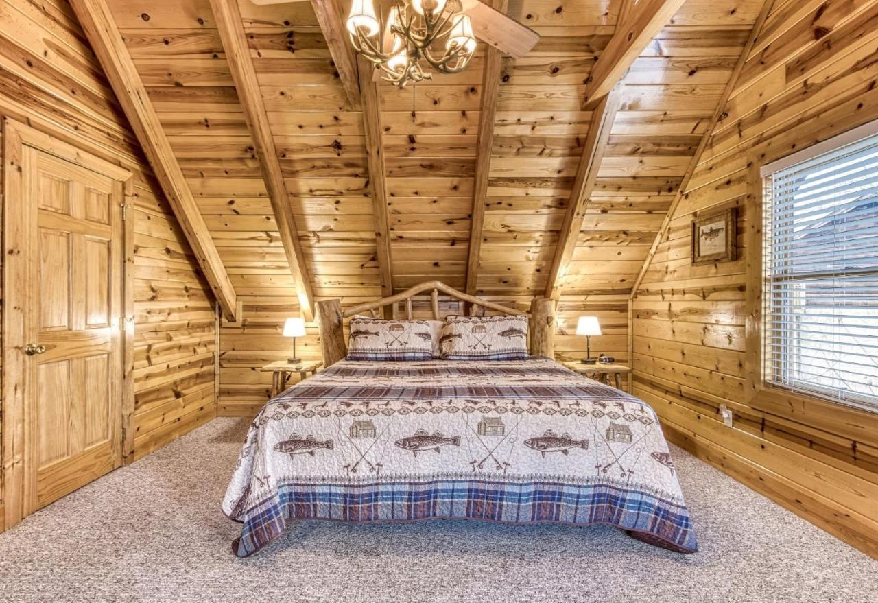 The Wildlife Lodge - Great Location! Close To Tanger Outlets! Cabin Sevierville Exterior foto